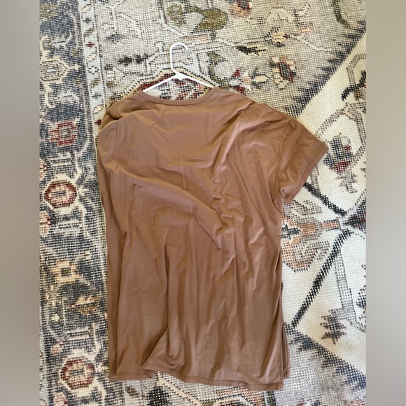 Tan tee - Picture 3 of 3